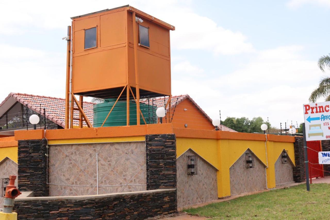 Princess Lodge Rustenburg Exterior foto
